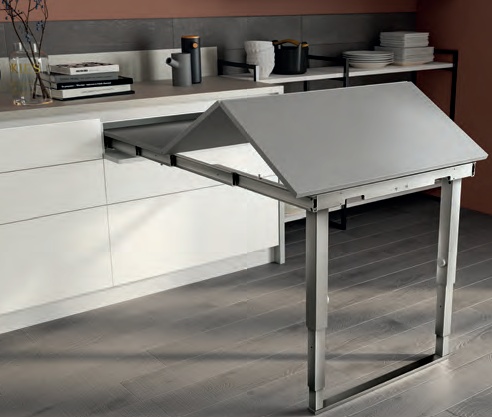 pull-out table kitchen design idea
